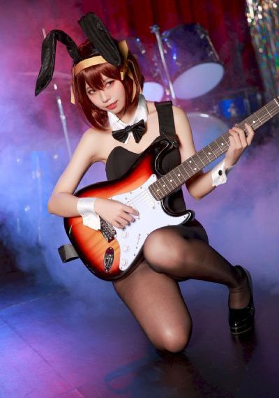美女色片