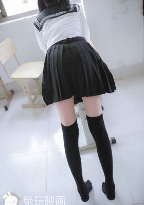 《奇怪的儿媳》电视剧
